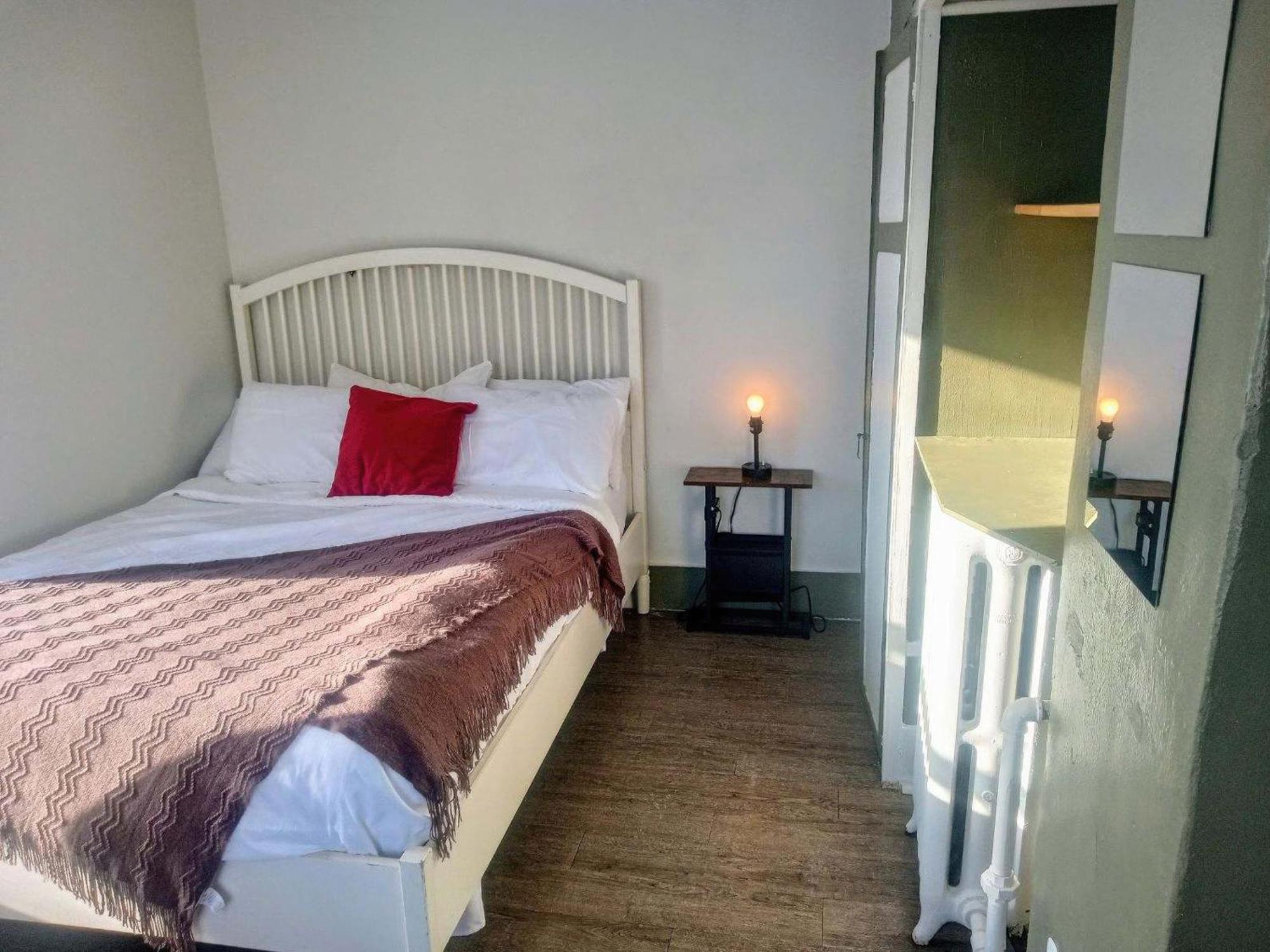 The Madison House Hostel Minneapolis